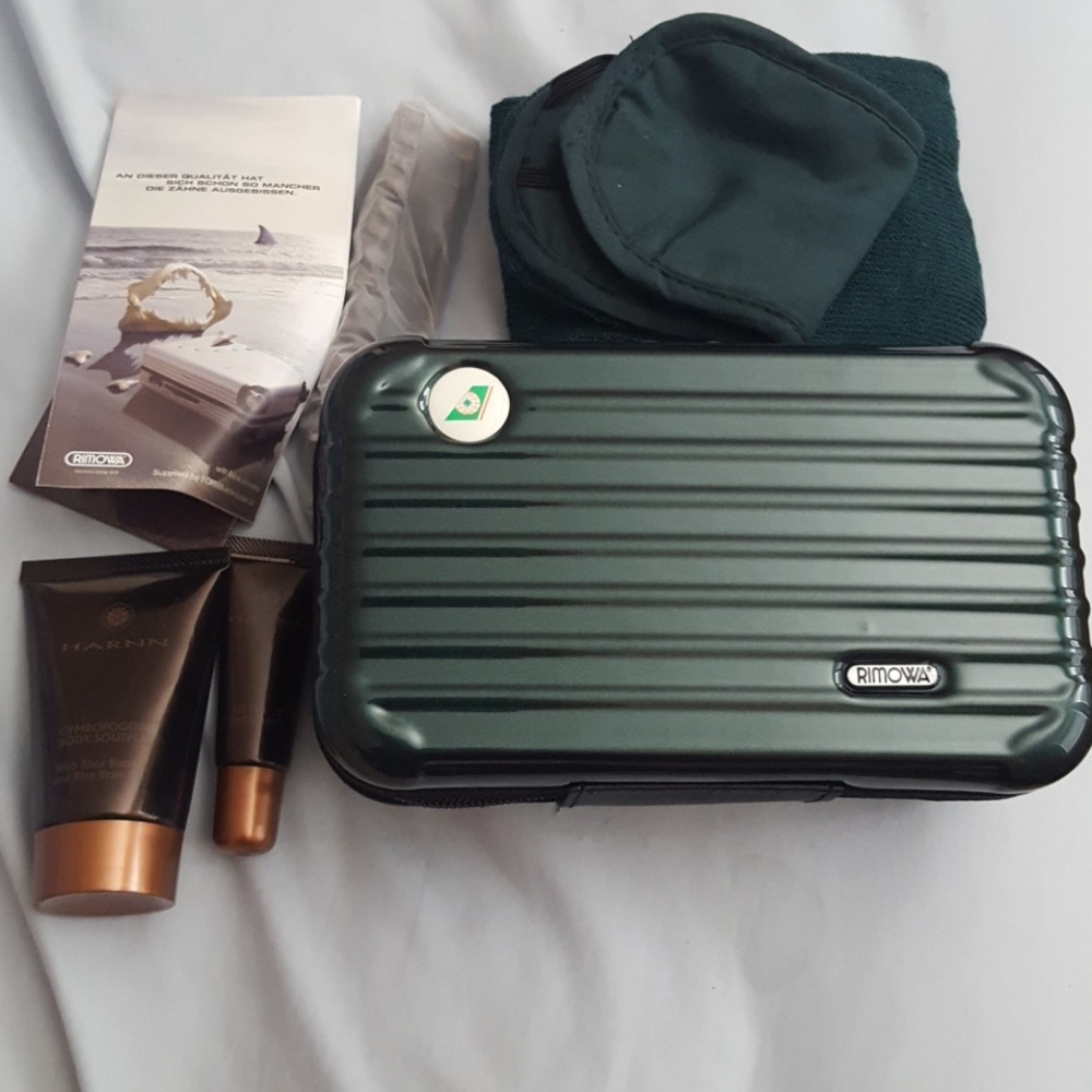 Authentic Rimowa travel little case kit